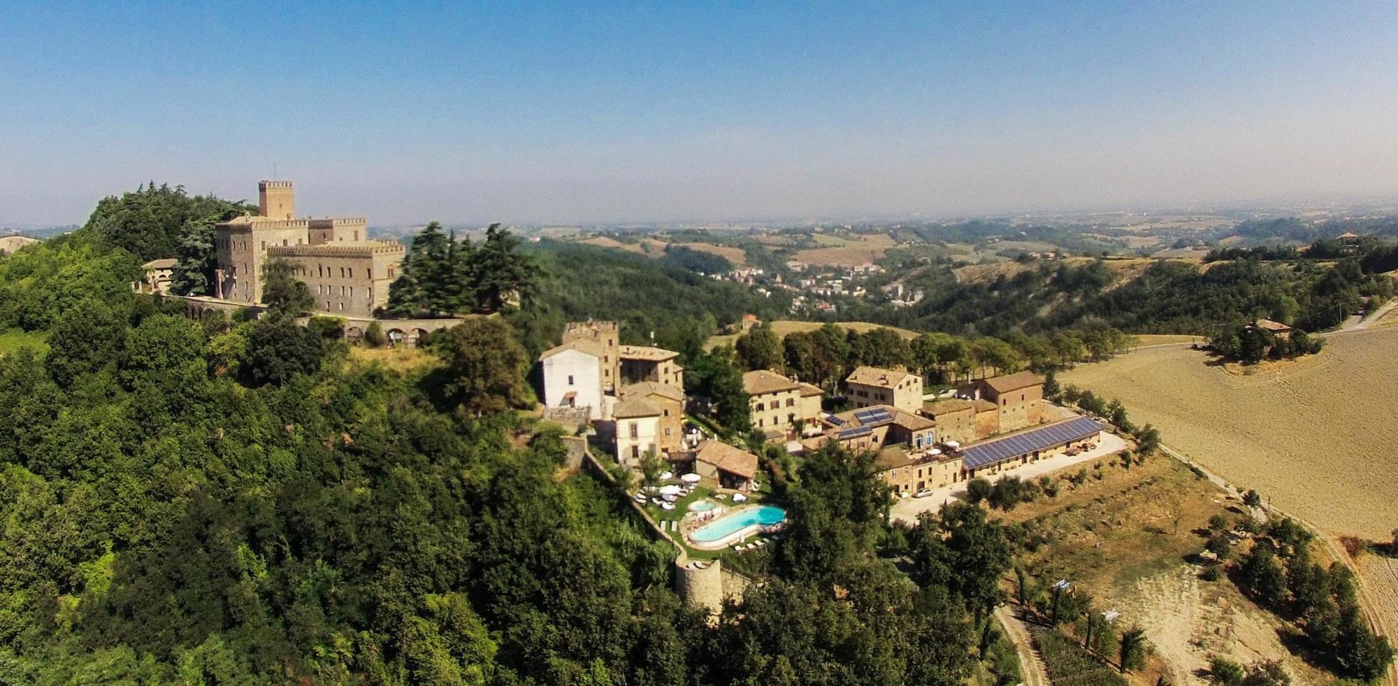 Antico Borgo Di Tabiano Castello - Relais De Charme Hotel Tabiano Terme Exterior photo